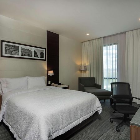 Hampton Inn And Suites San Luis Potosi Slp Eksteriør bilde