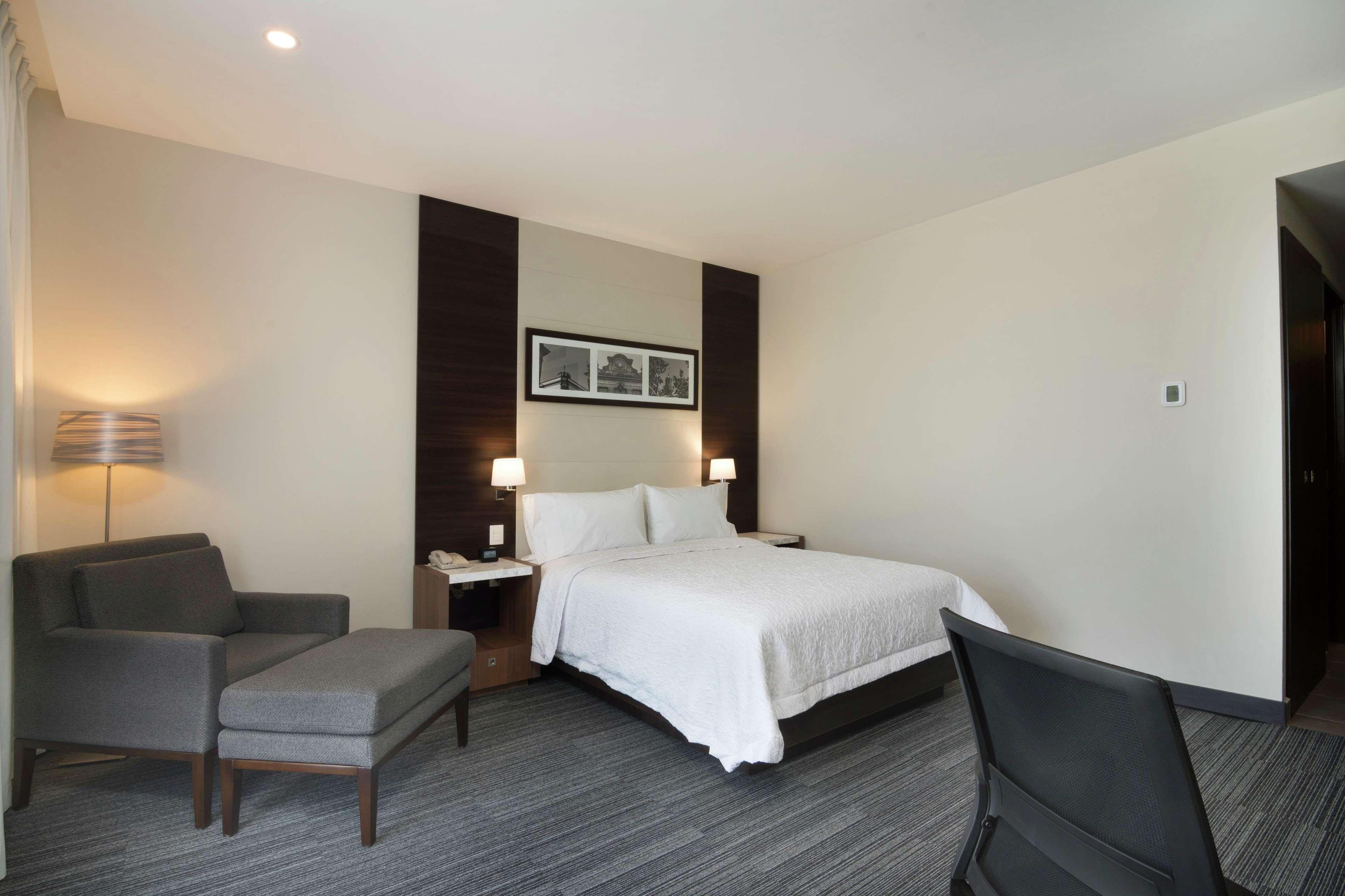 Hampton Inn And Suites San Luis Potosi Slp Eksteriør bilde