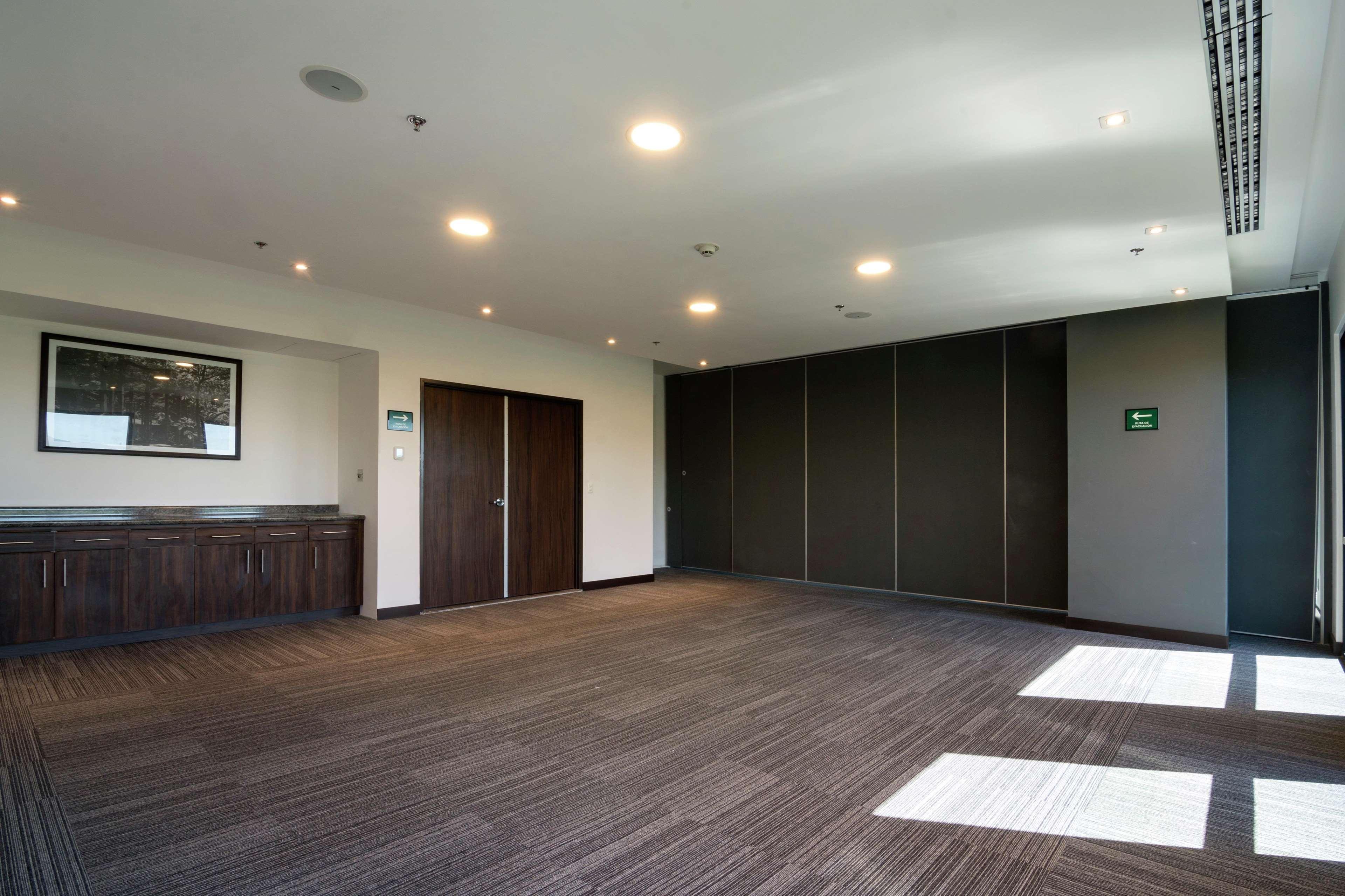 Hampton Inn And Suites San Luis Potosi Slp Eksteriør bilde