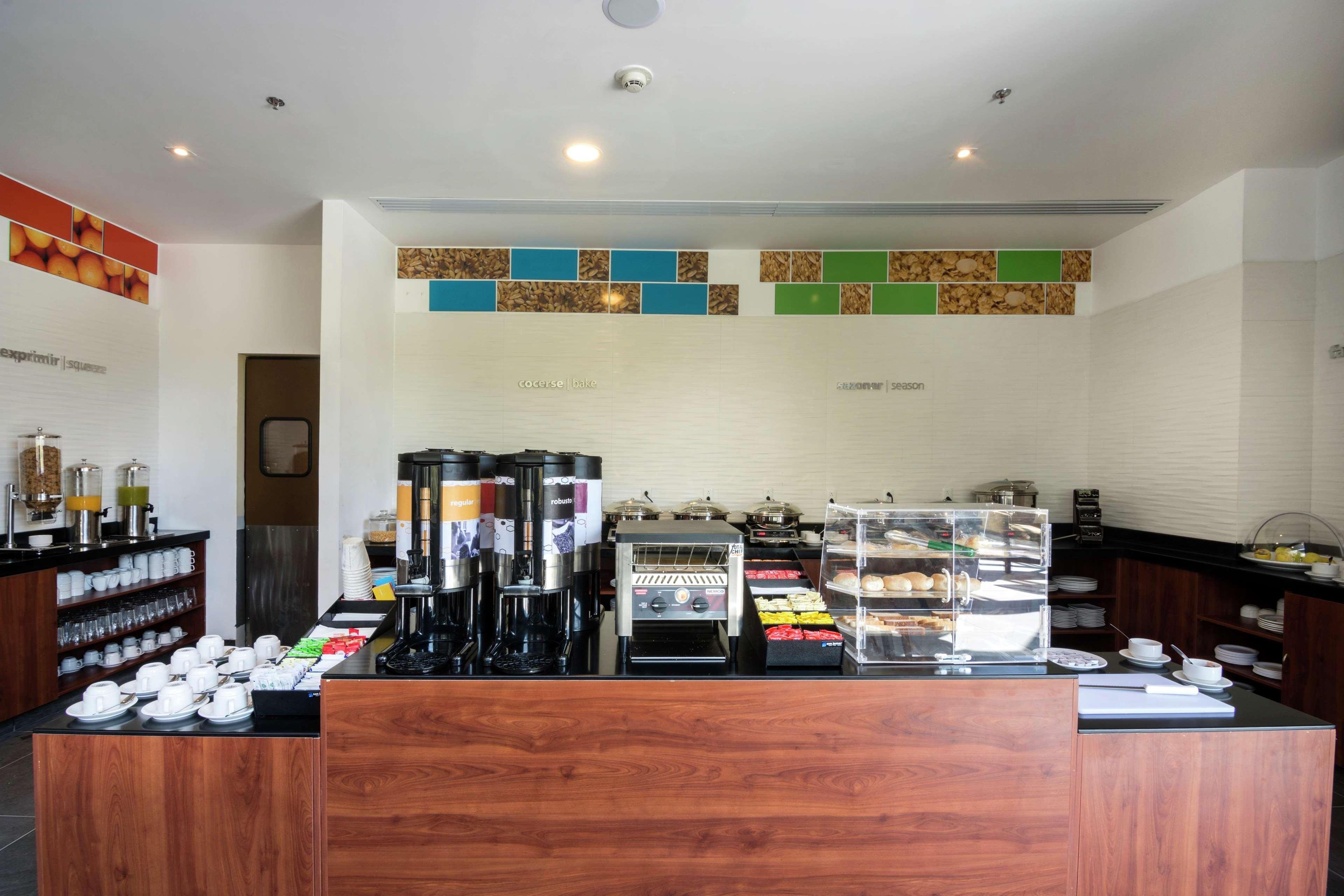 Hampton Inn And Suites San Luis Potosi Slp Eksteriør bilde